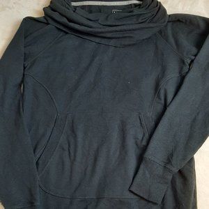 L.L.Bean cozy women's cowlneck pullover size small